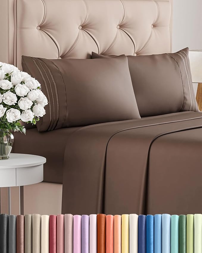 Full Size 4 Piece Sheet Set by CGKUnlimited